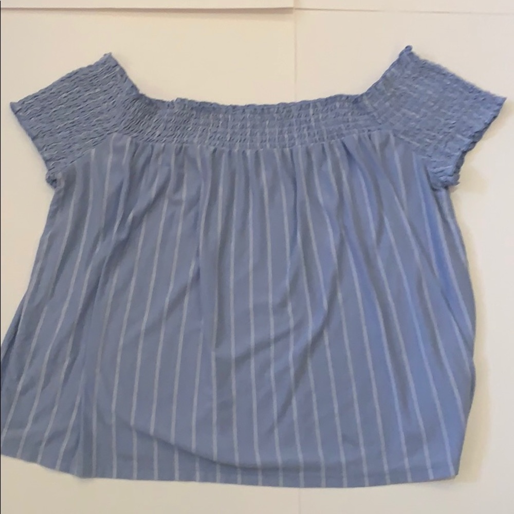 American eagle off the shoulder top